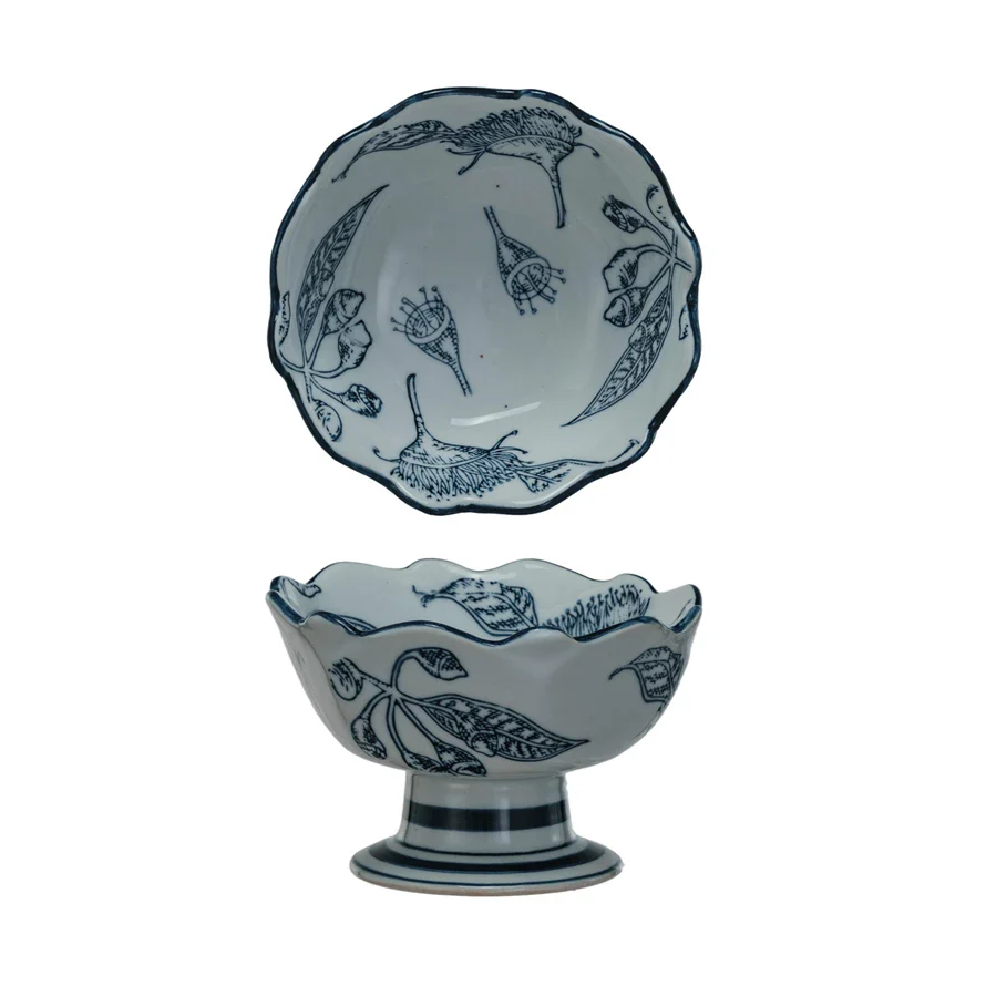 Stoneware Footed Bowl, Scalloped