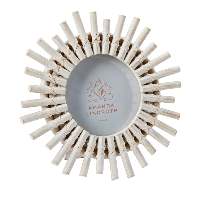 Sunburst Frame White, Round 5