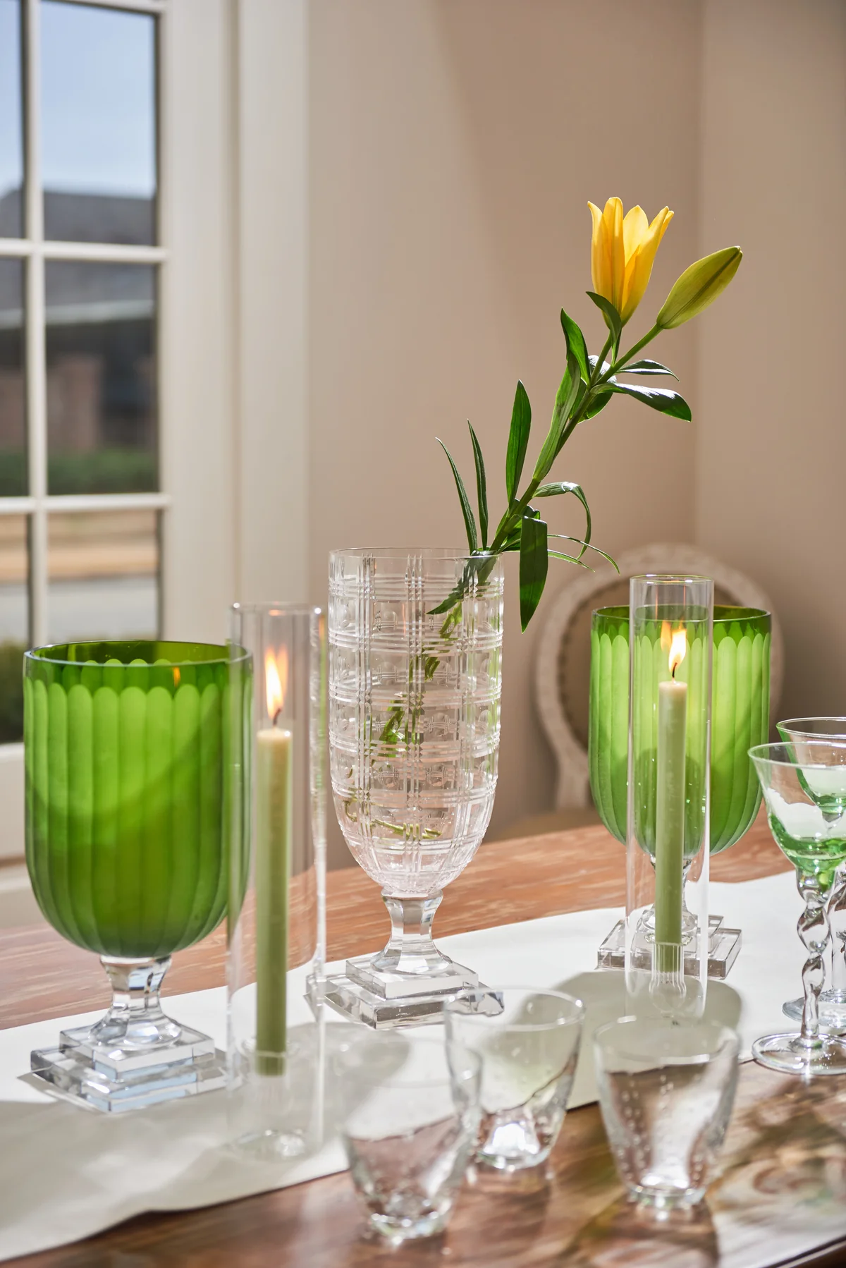 Candle Holder Clear w/ Tall Cylinder